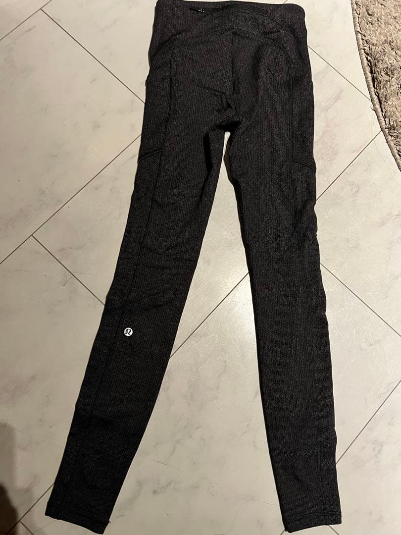 lululemon リブ柄ヨガパンツ　サイズ2