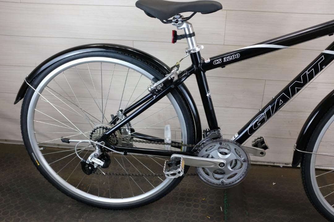 ★美品！GIANT CS3200 700C アルミ 21速 430mm クロス