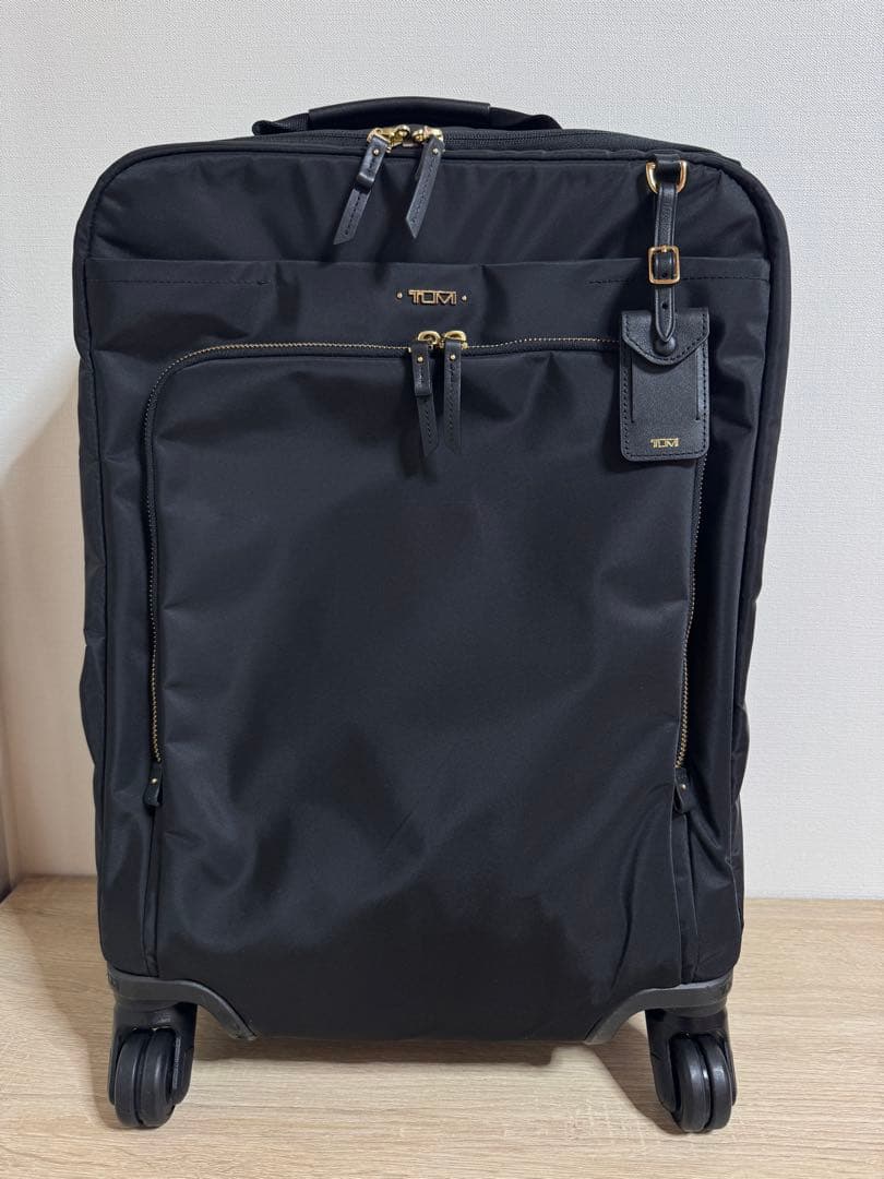 トゥミ TUMI TRES LEGER INTL CARRYON キャリーケース