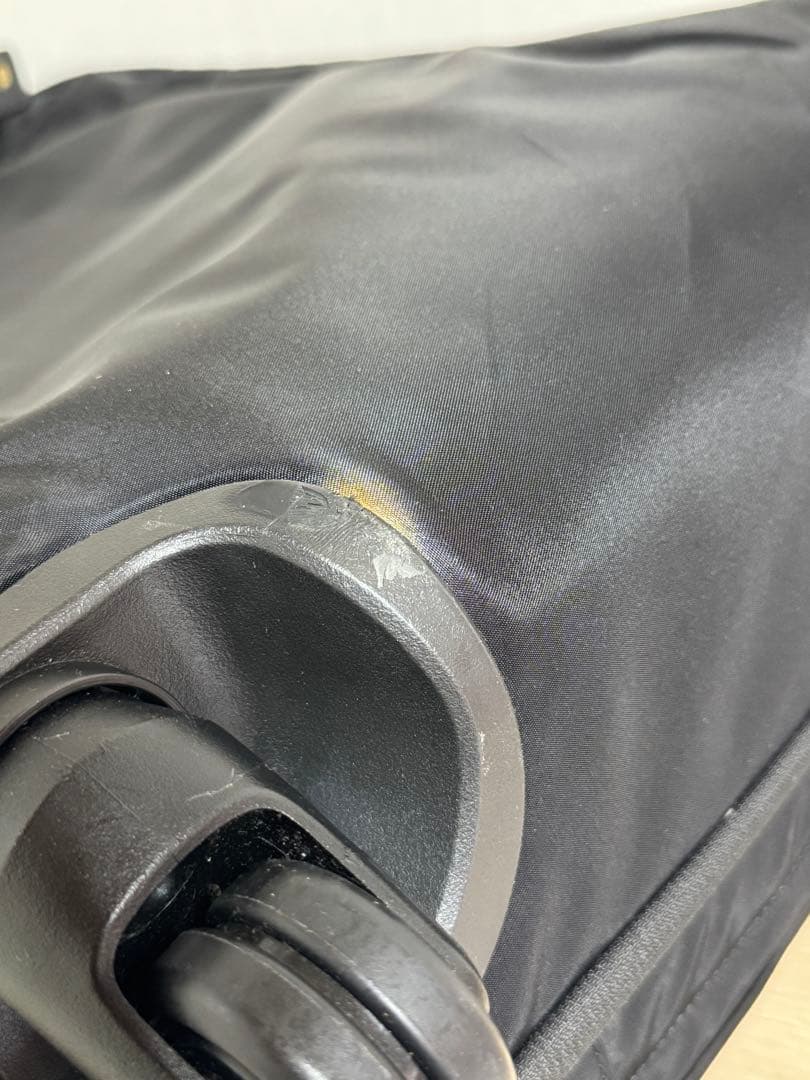 トゥミ TUMI TRES LEGER INTL CARRYON キャリーケース