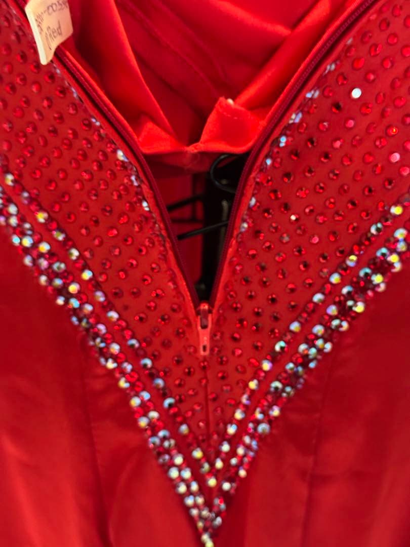 ダンスドレス　レッド