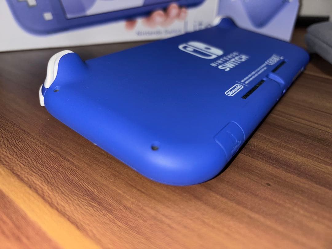 Nintendo Switch Lite ブルー 付属品有り 美品