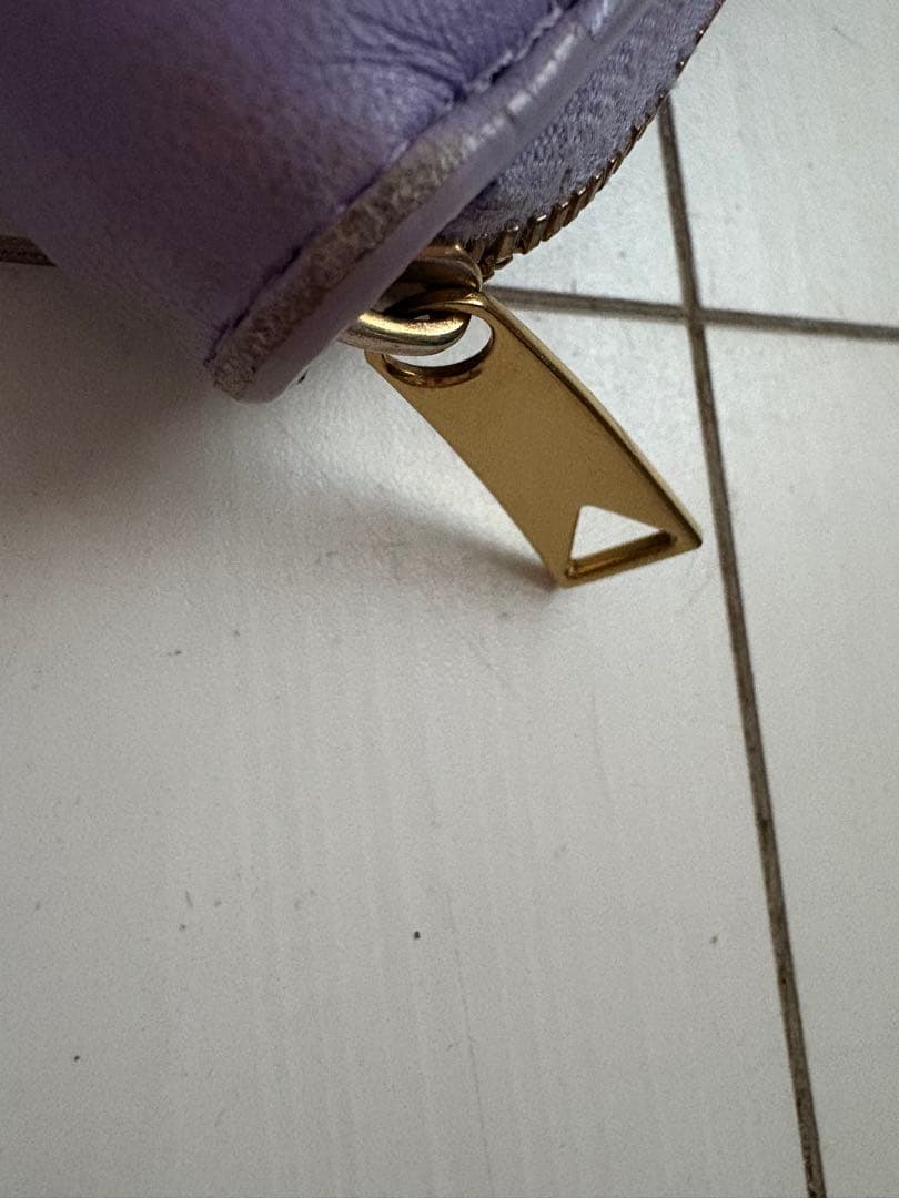 BOTTEGA VENETA レザー長財布 ラウンドファスナーパープル