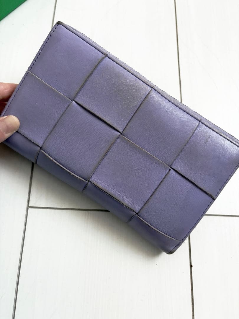 BOTTEGA VENETA レザー長財布 ラウンドファスナーパープル
