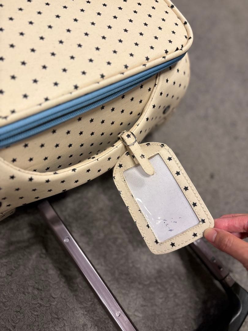 BONTON 星柄クリーム色キャリーケース