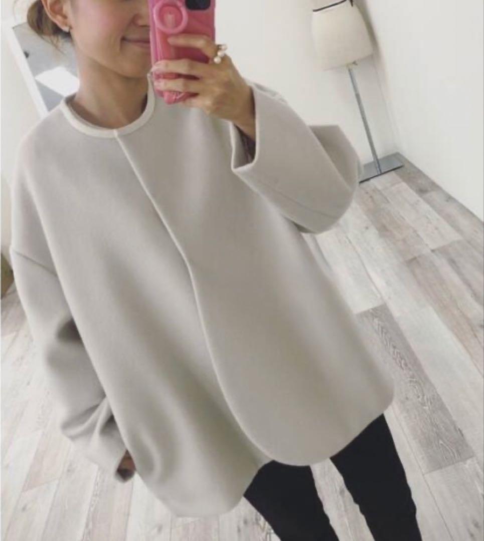 ヨリ ノーカラー アイボリー コクーン型 ウール コート