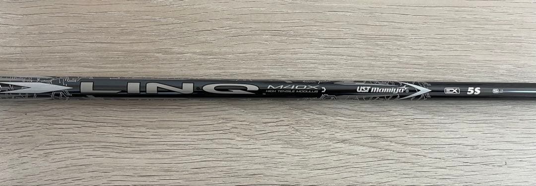 LINQ EX ホワイト　50S タイトリストスリーブ　ドライバー用
