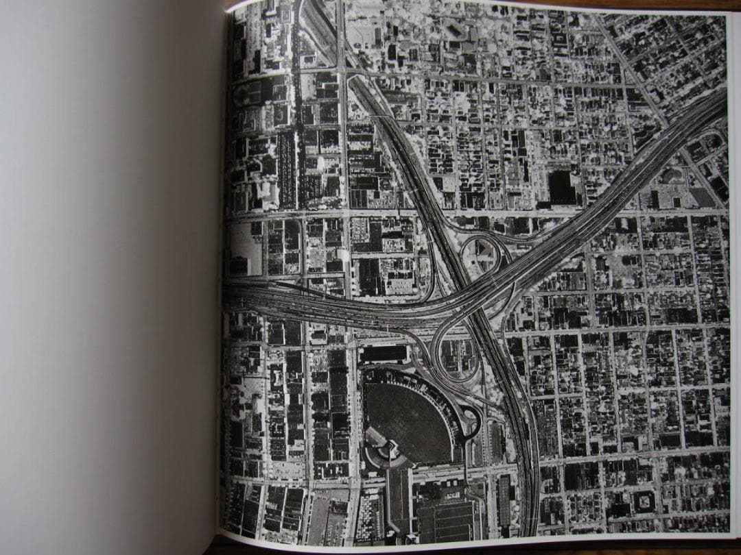 OBLIVION　David Maisel　デイビット・マイゼル