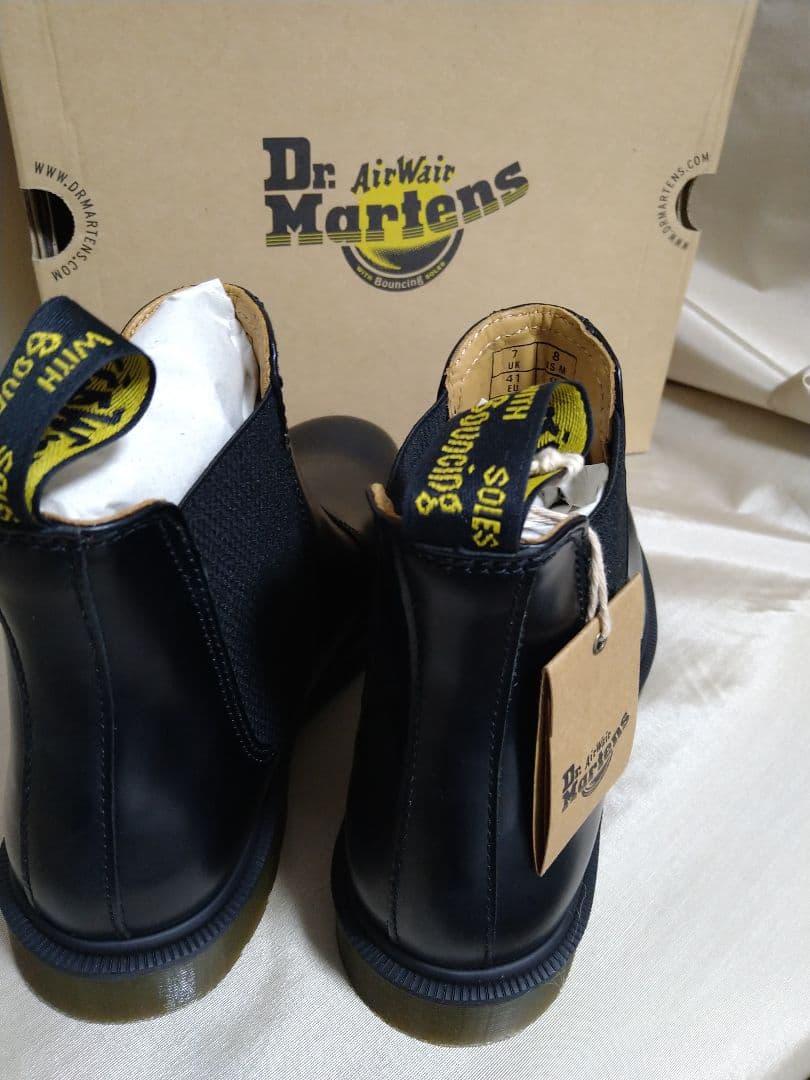 新品Dr. Martens ドクターマーチン kaherukun