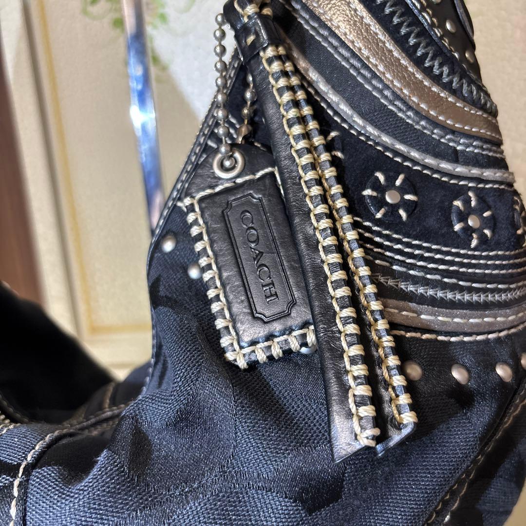 COACH ホーボー ワンショルダースタッズ バッグ 黒