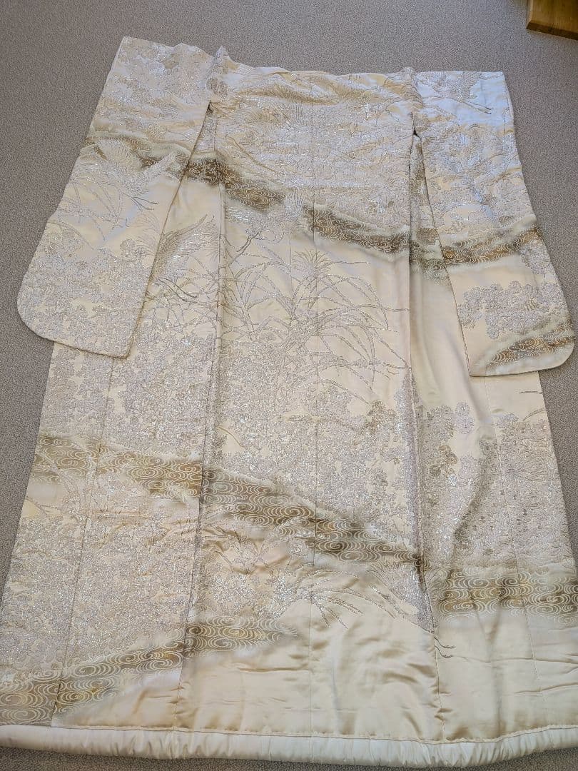 花嫁色打掛け　ディスプレイ　リメイク