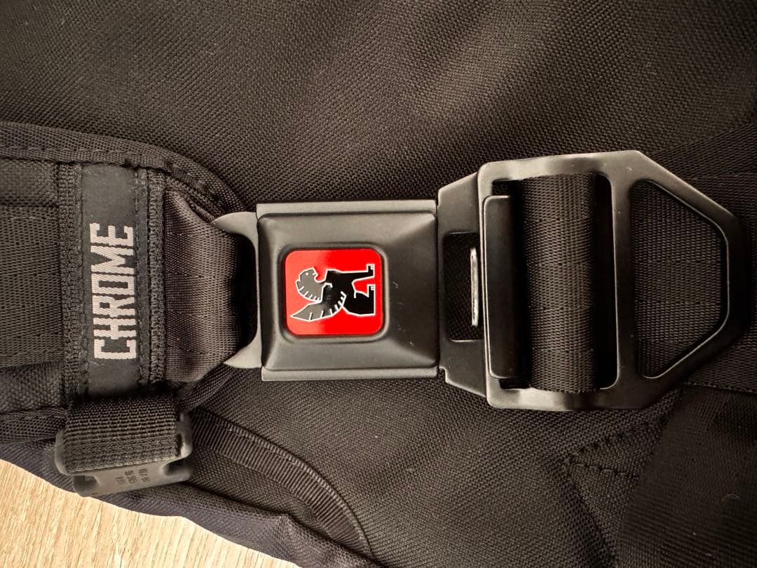 CHROME クローム KADET カデットボディバッグ メッセンジャーバッグ