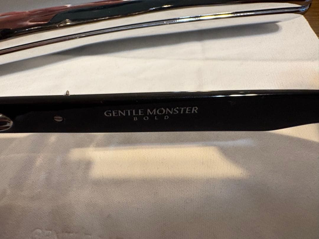 ジェントルモンスター loco 01 gentle monster