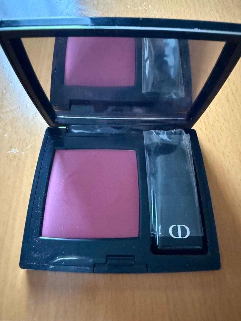ほぼデパコスDior, Chanel, NARS アイシャドウ,リップ他セット