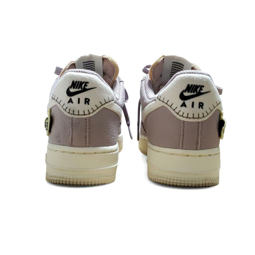 NIKE ナイキ エアフォース1' 07 SＥ　スニーカー　24cm