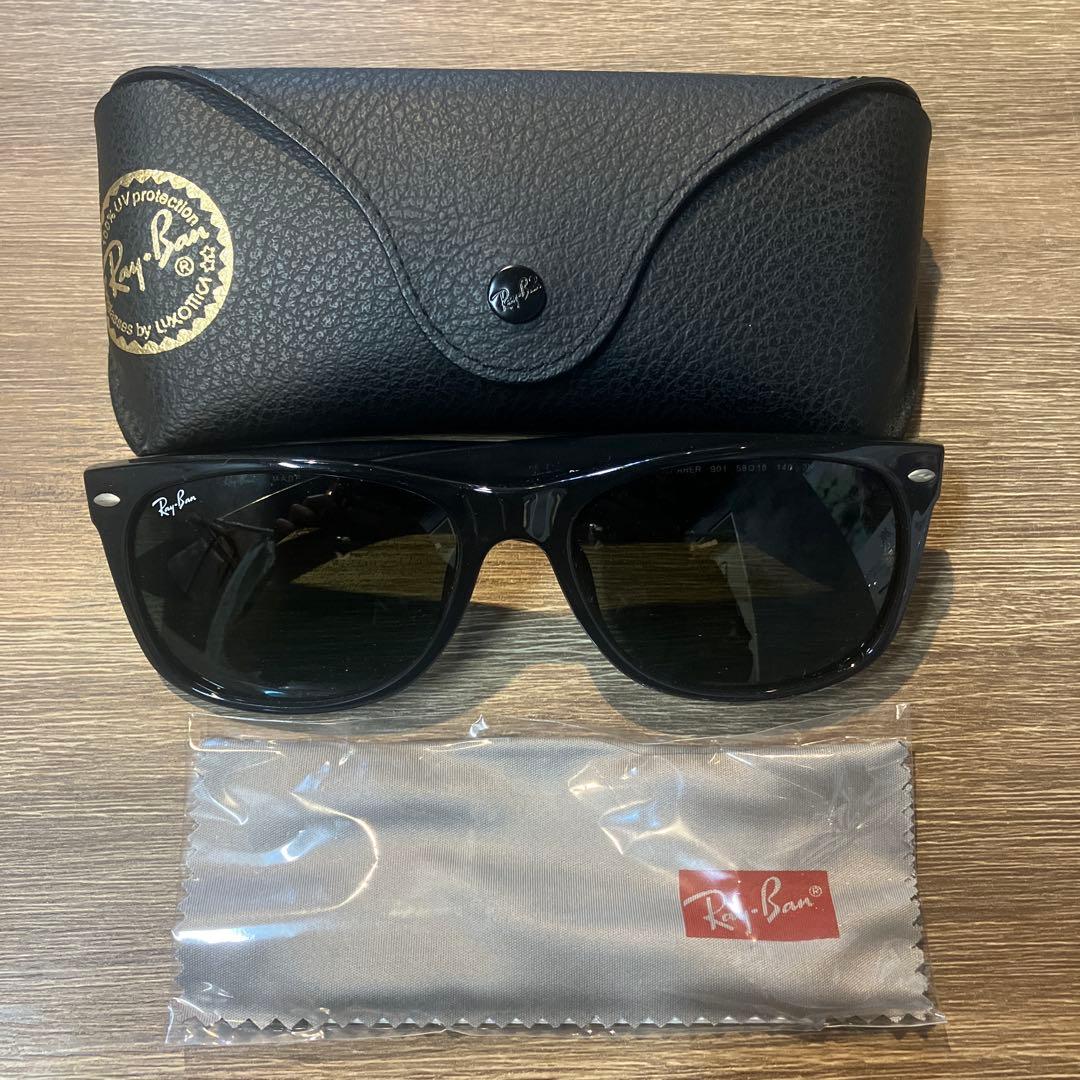 Ray-Ban NEWWAYFARER レイバン サングラス　RB2132F