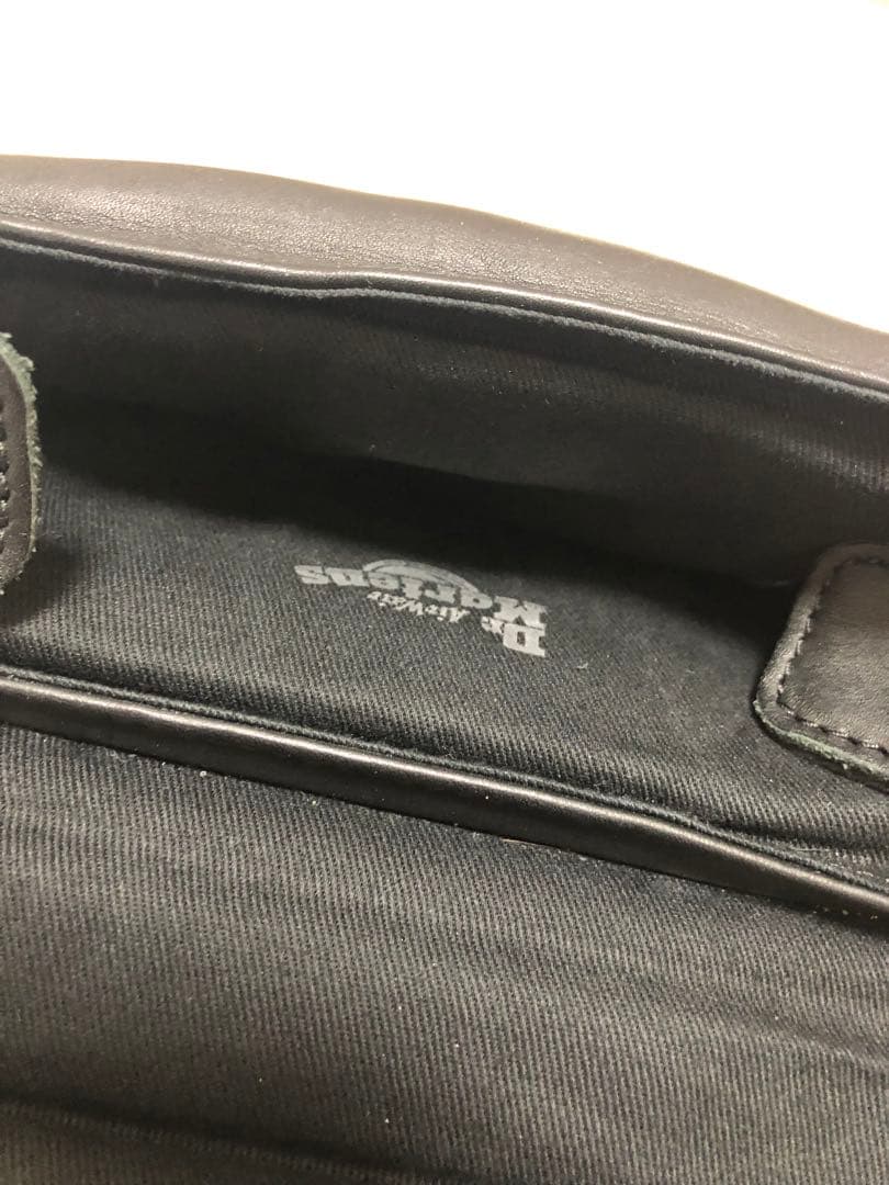 ドクターマーチン　7インチ サッチェル パデッド　ショルダーバッグ