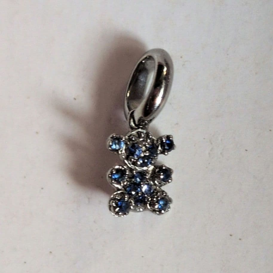 TOUS 750小さく珍しいテディベアチャーム サファイヤ