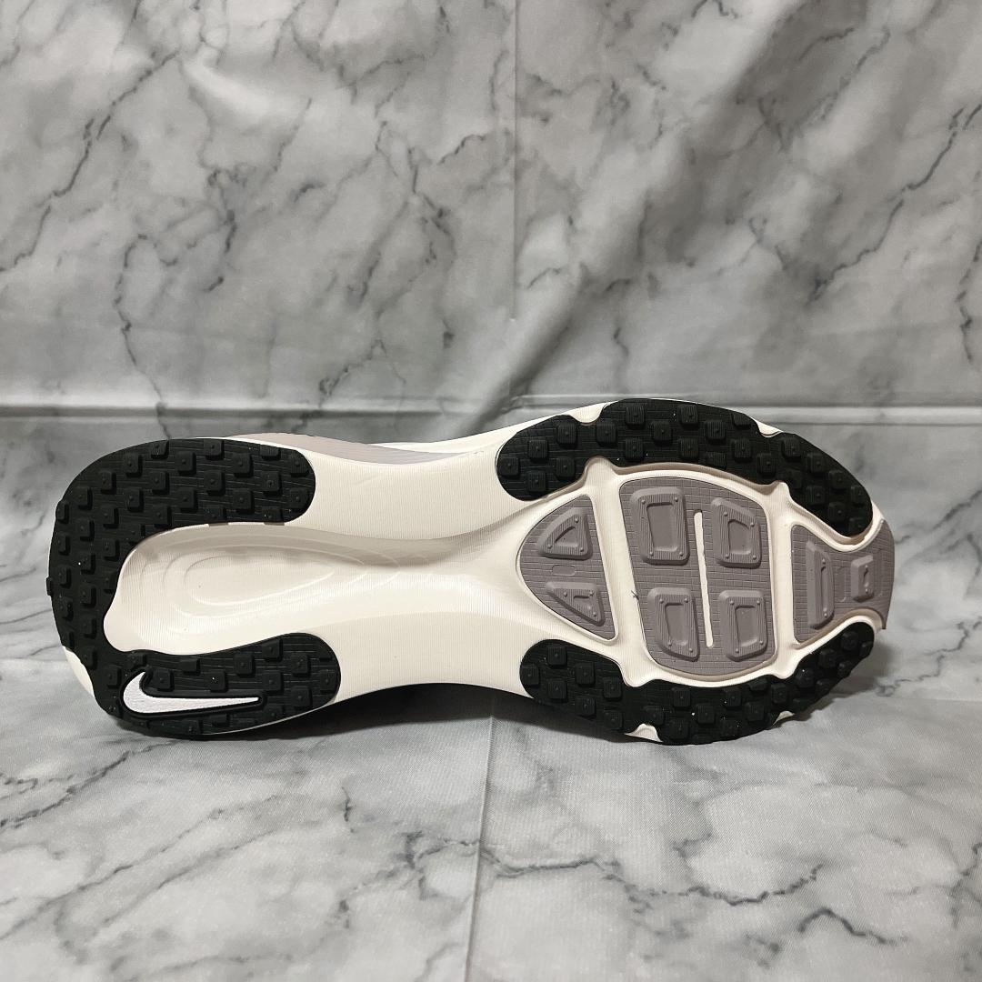 【限定モデル】NIKE AIR ZOOM VOMERO 18 （27.0cm）