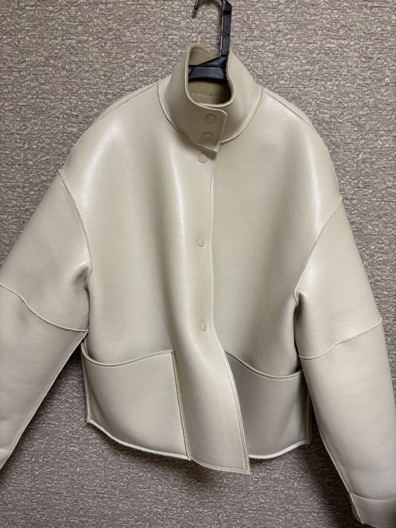 apart by ムートンリバーブルゾン　ライトベージュS