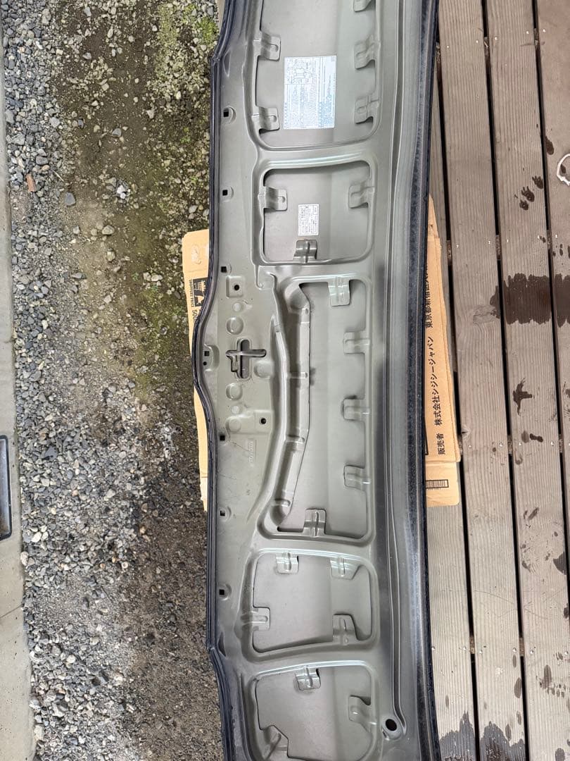 ハイエース　４型　純正ボンネット