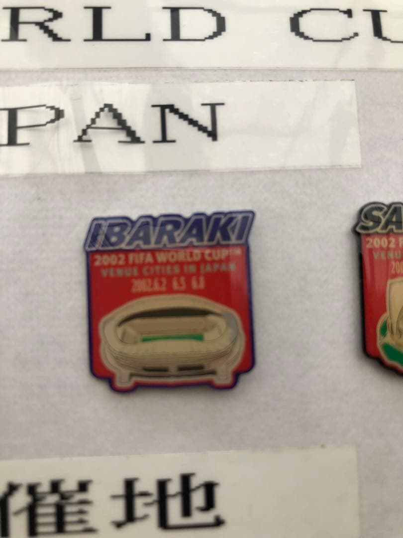 2002 FIFA 日韓WORLD CUP 記念ピンバッジ(開催ドーム１０ヶ所！