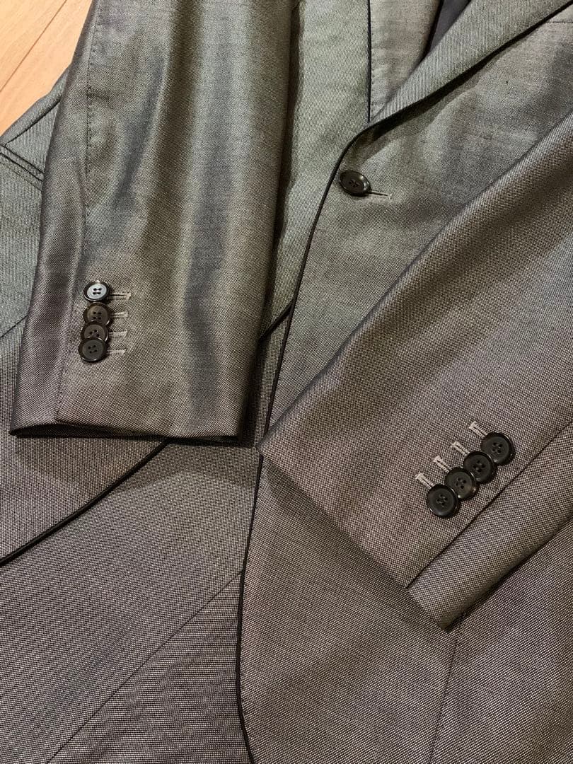 B*o様 ストラスブルゴ　スーツ　46 ※小さなシミあり