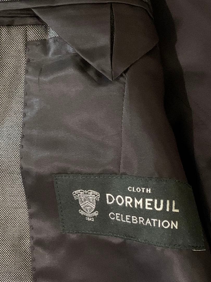 B*o様 ストラスブルゴ　スーツ　46 ※小さなシミあり