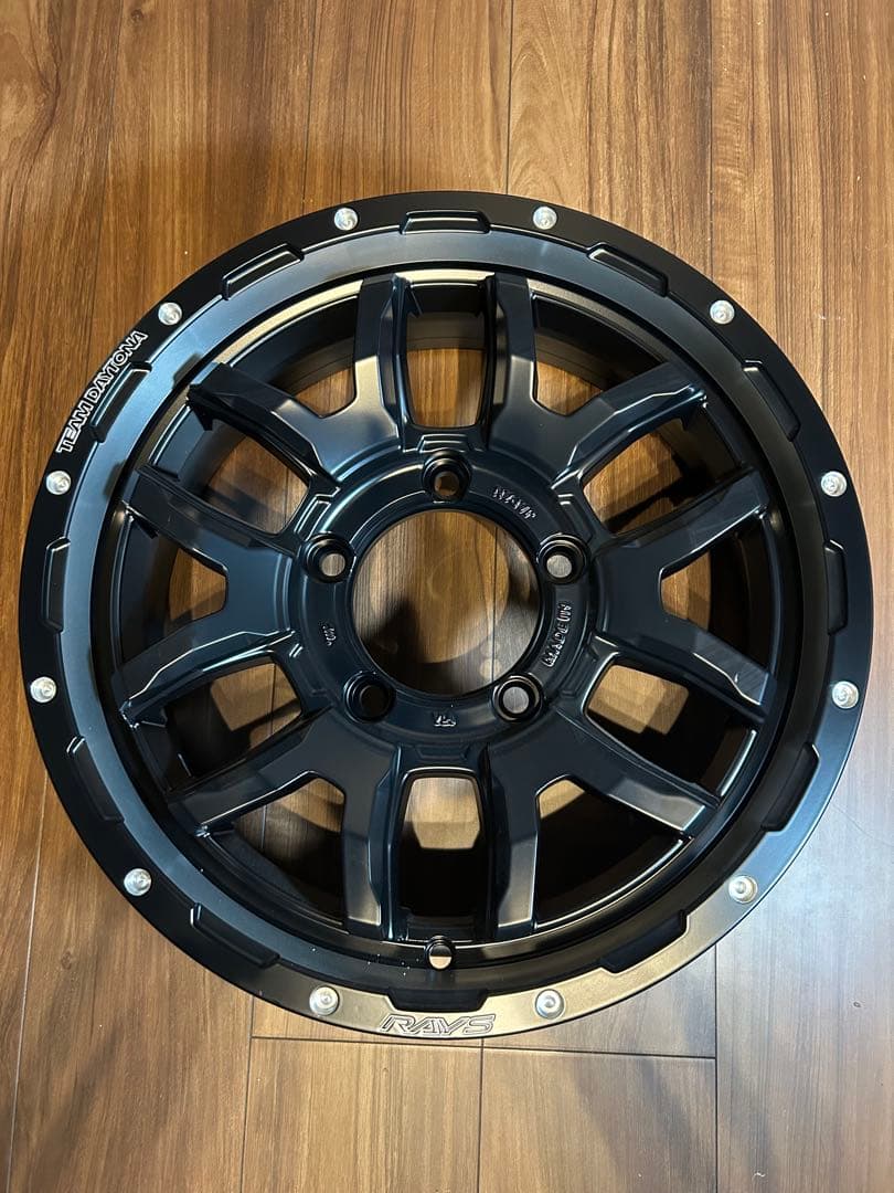 未使用　RAYS F6Boost ジムニー64専用 ブラック　16インチ　2本