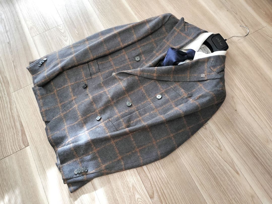 TAGLIATORE 46 ダブルブレスト ジャケット　グレー　チェック