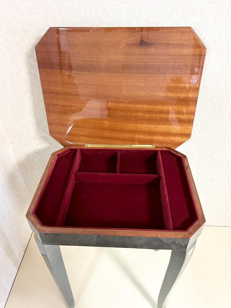 【状態良好】サイドテーブル オルゴール内蔵 猫脚 花柄インレイ 木製テーブル