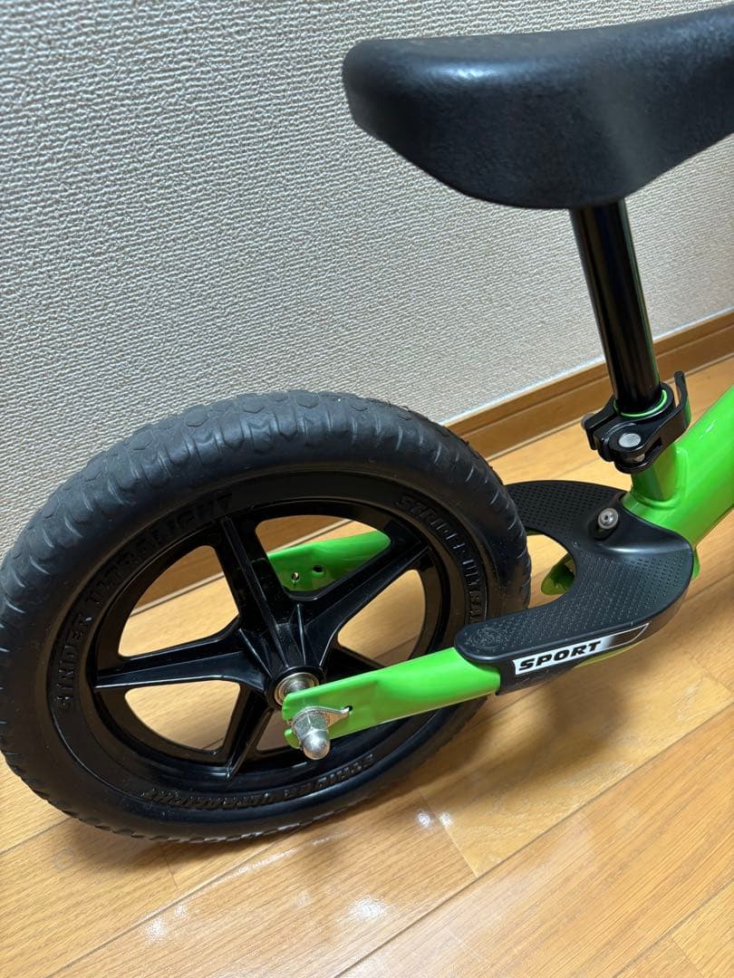 STRIDER バランスバイク グリーン 2-5歳