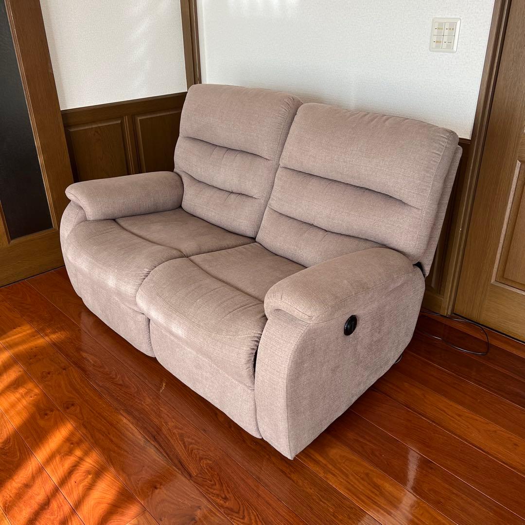【引き取り限定　茨城県藤代駅】　ニトリ　電動　二人掛けソファー　ビリーバー3