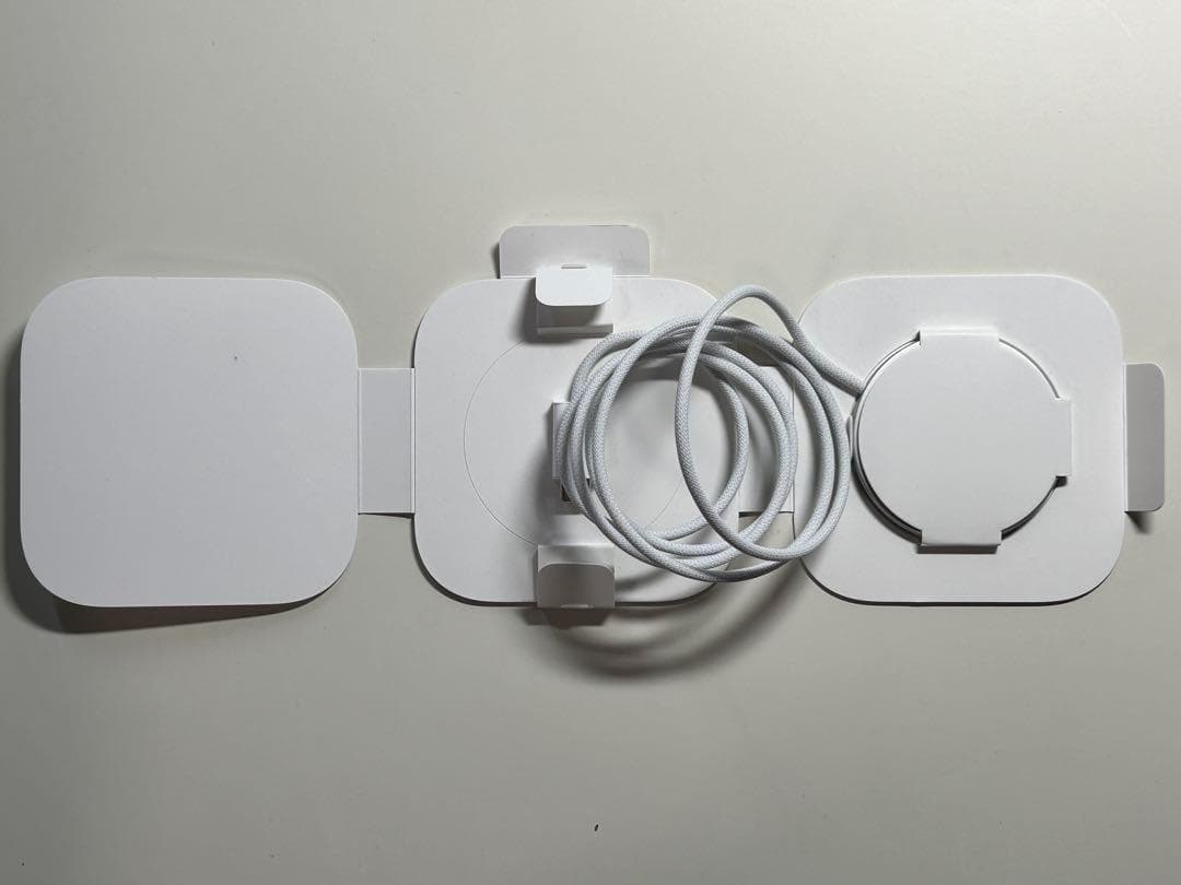 【新品】純正 25W充電対応 MagSafe 充電器（1m）②二つセット