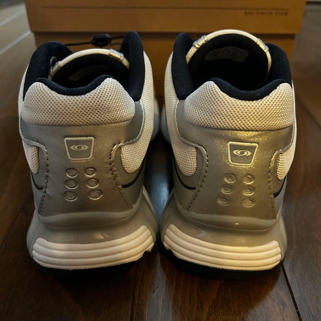 Salomonサロモン　XT-WHISPER シルバー