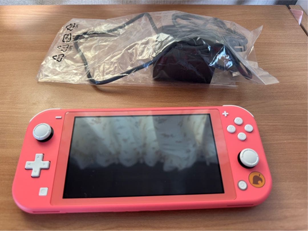 美品！！ニンテンドースイッチライト　あつ森