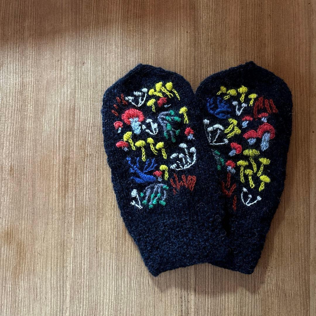 ハンドメイドミトンきのこ