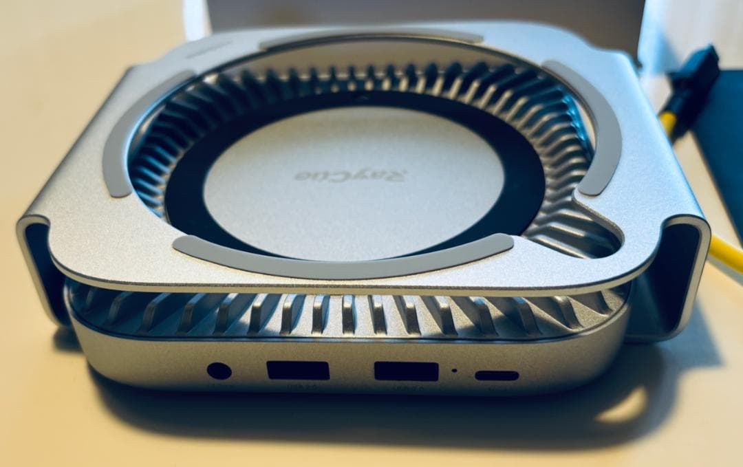 Apple Macmini M4用RayCueUSBハブと通気放熱スタンドセット