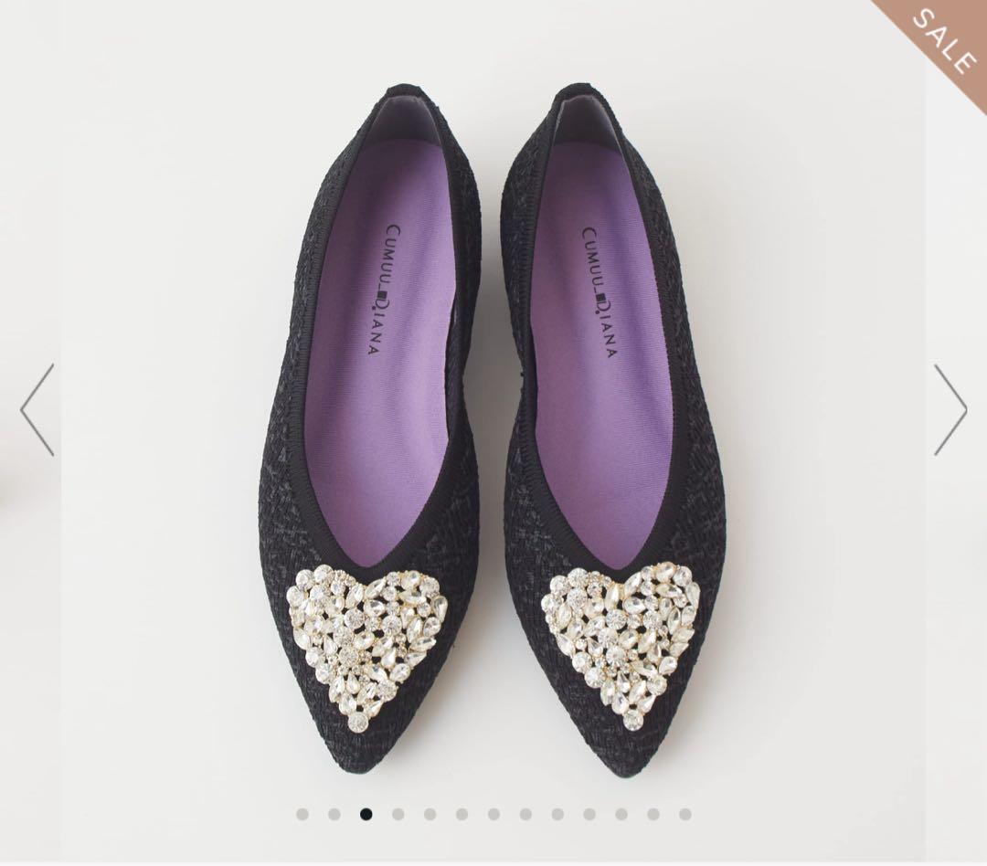 【nian】DIANA キブンも高まる！ハートビジューつきフラットシューズ