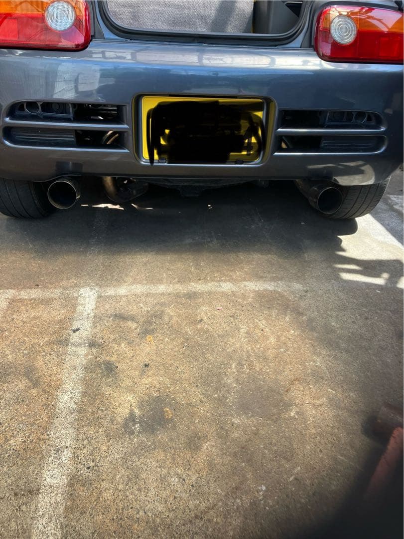 ハーフウェイーT10ステンレス製 ダブルテールマフラー。