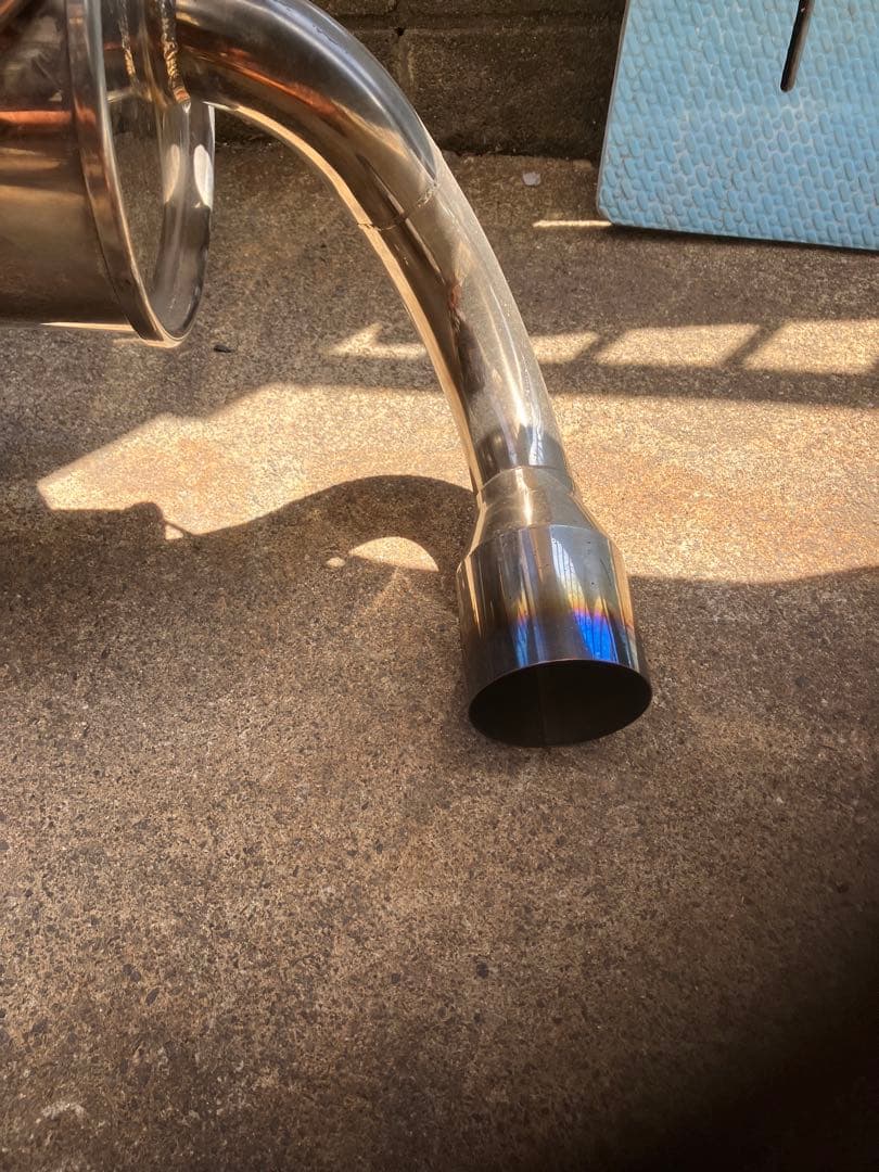 ハーフウェイーT10ステンレス製 ダブルテールマフラー。