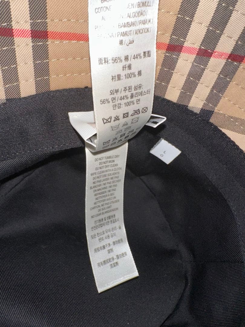 Burberryバケットハット ベージュ