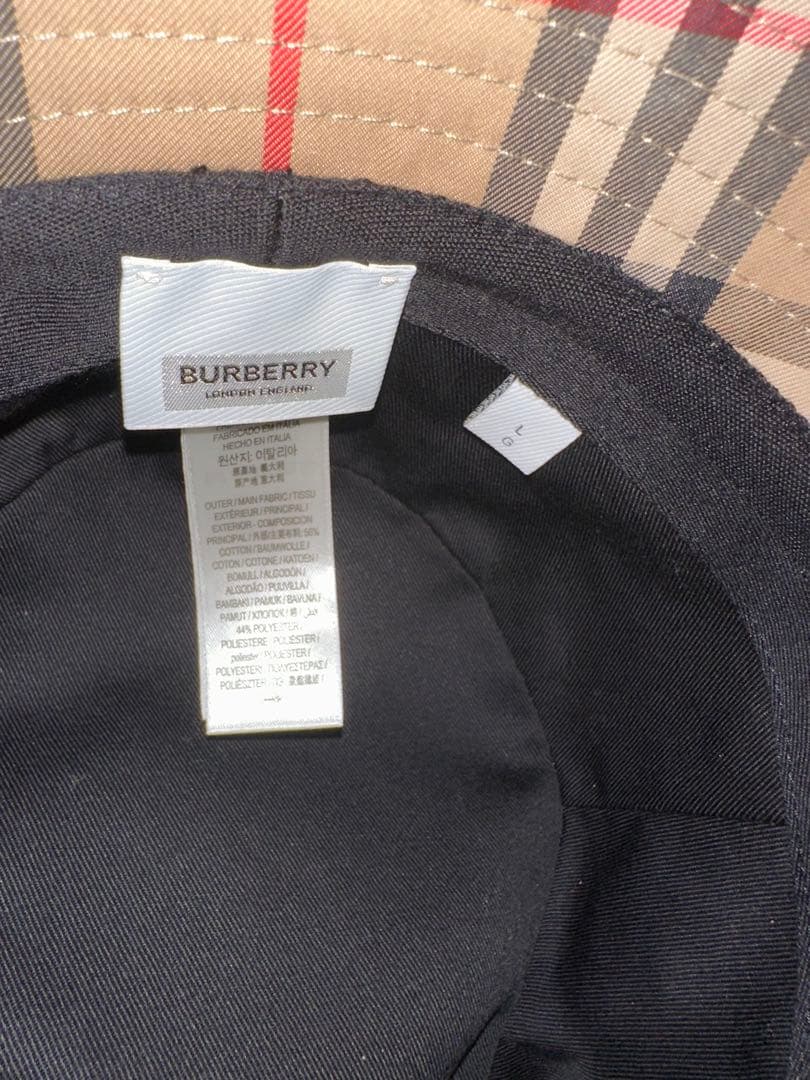 Burberryバケットハット ベージュ