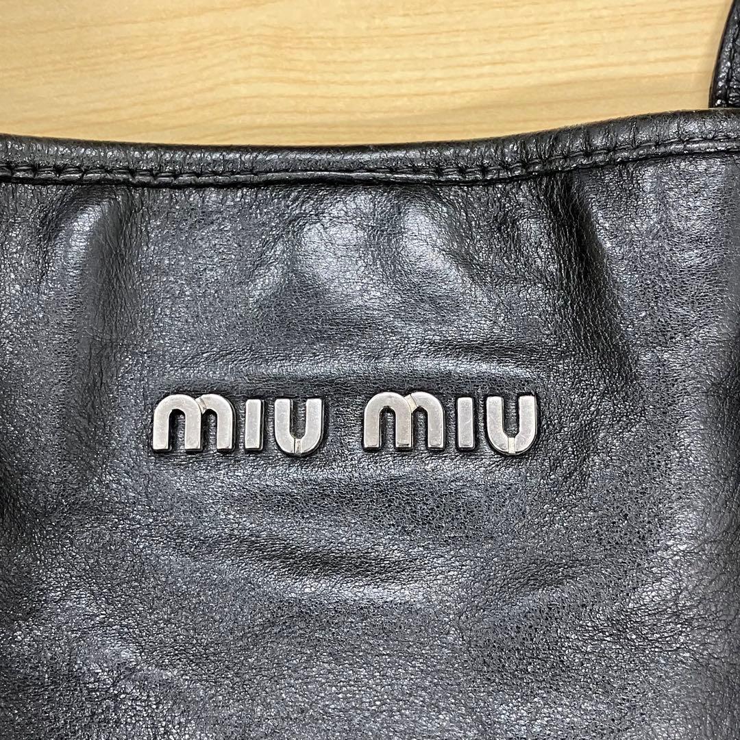 MIU MIU ブラック トートバッグ