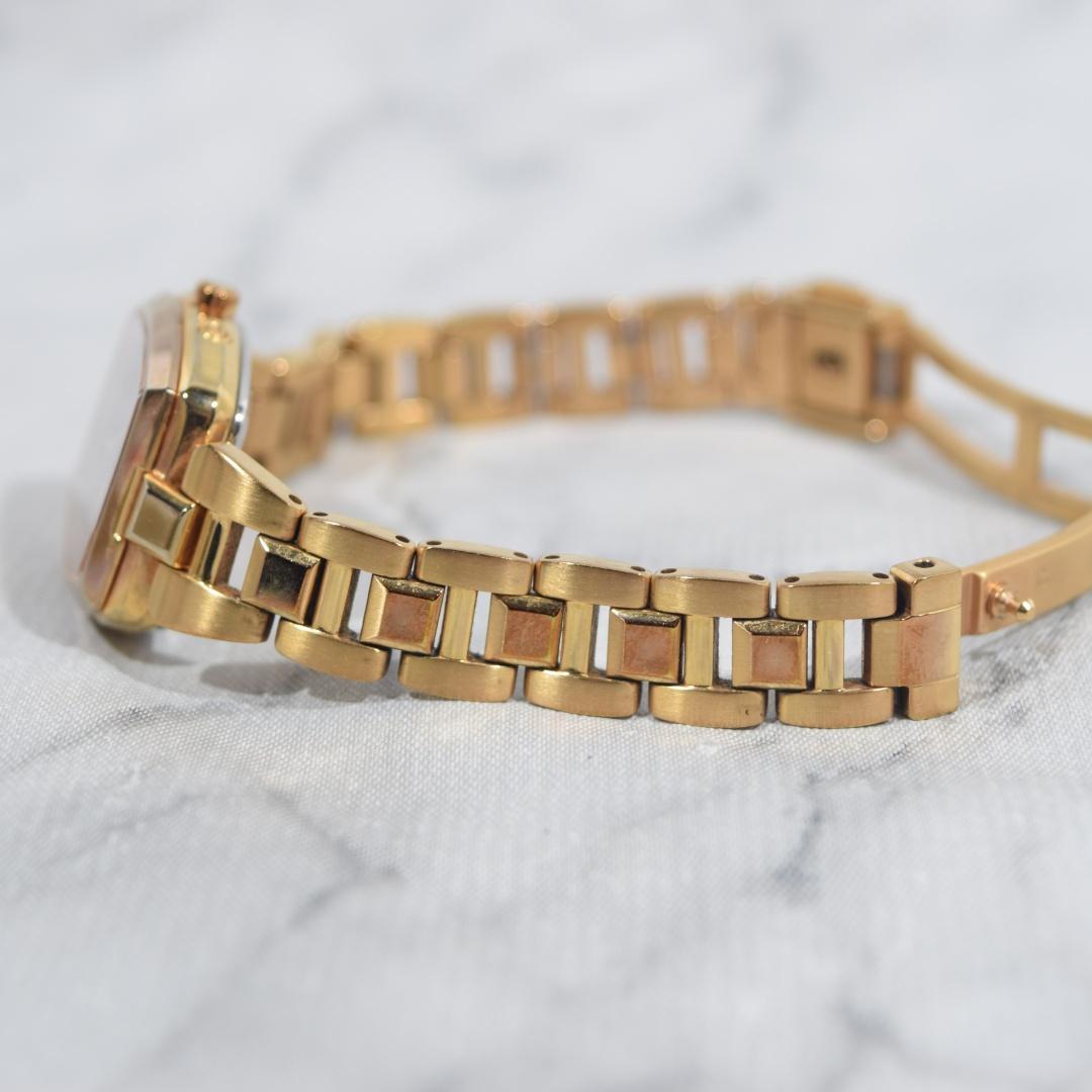 美品 SEIKO セイコー ルキア 電波ソーラー レディース黒金 ダイヤ付き