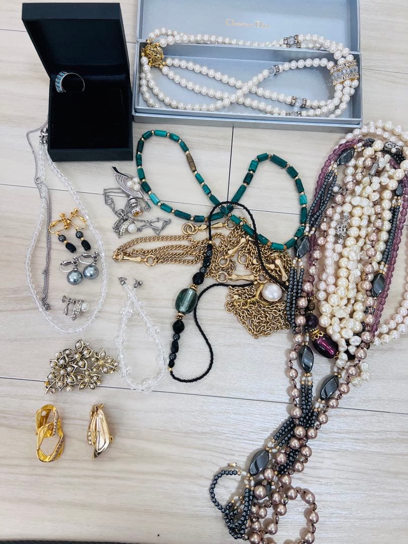 ★★遺品整理　生前整理 アクセサリーまとめ！！ ネックレス、天然石、パール他★