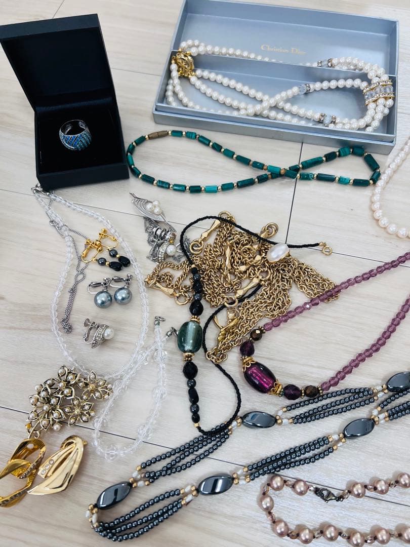 ★★遺品整理　生前整理 アクセサリーまとめ！！ ネックレス、天然石、パール他★