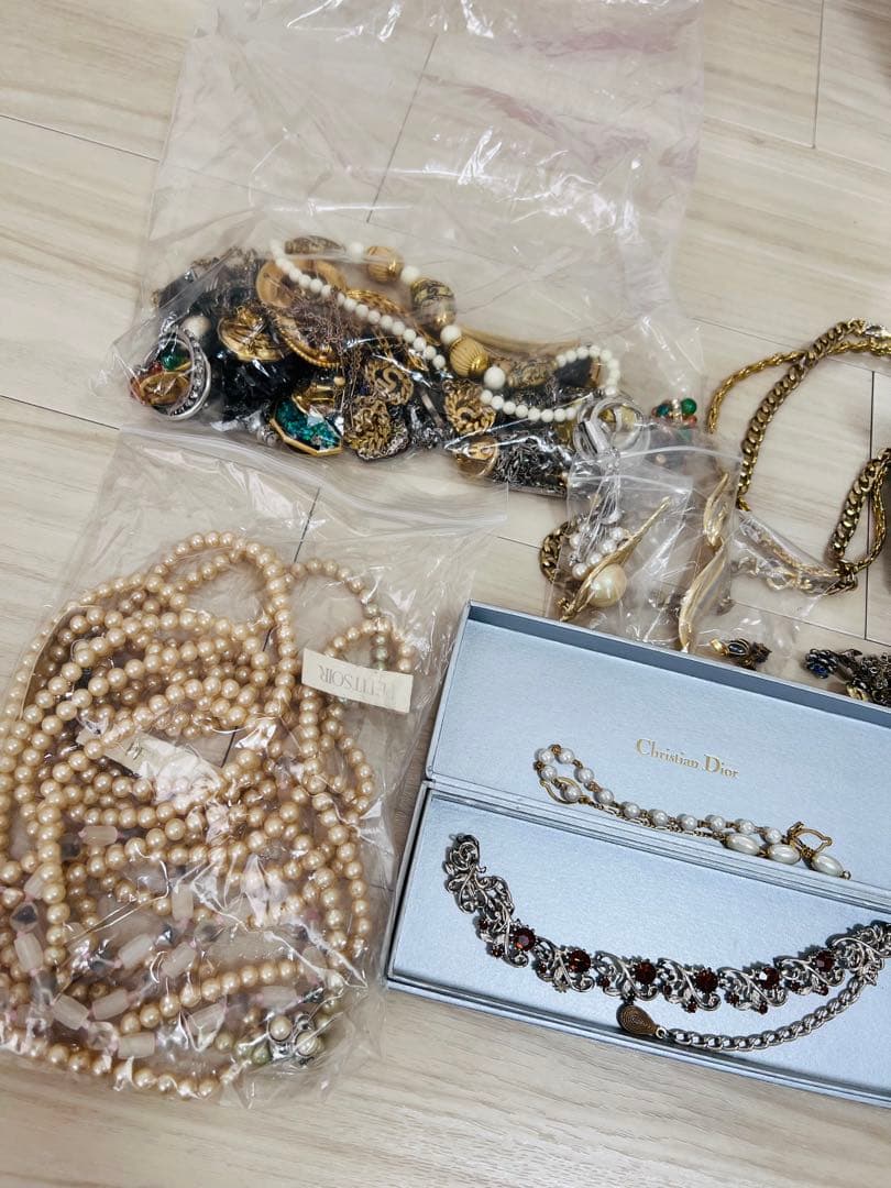 ★★遺品整理　生前整理 アクセサリーまとめ！！ ネックレス、天然石、パール他★