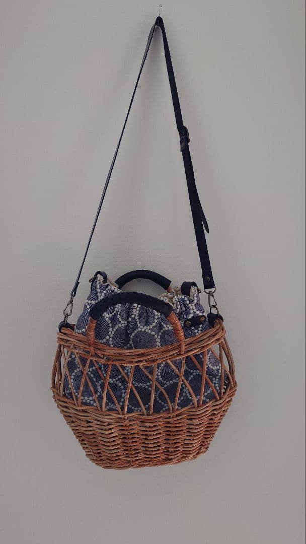 ミナペルホネン　かごバッグ