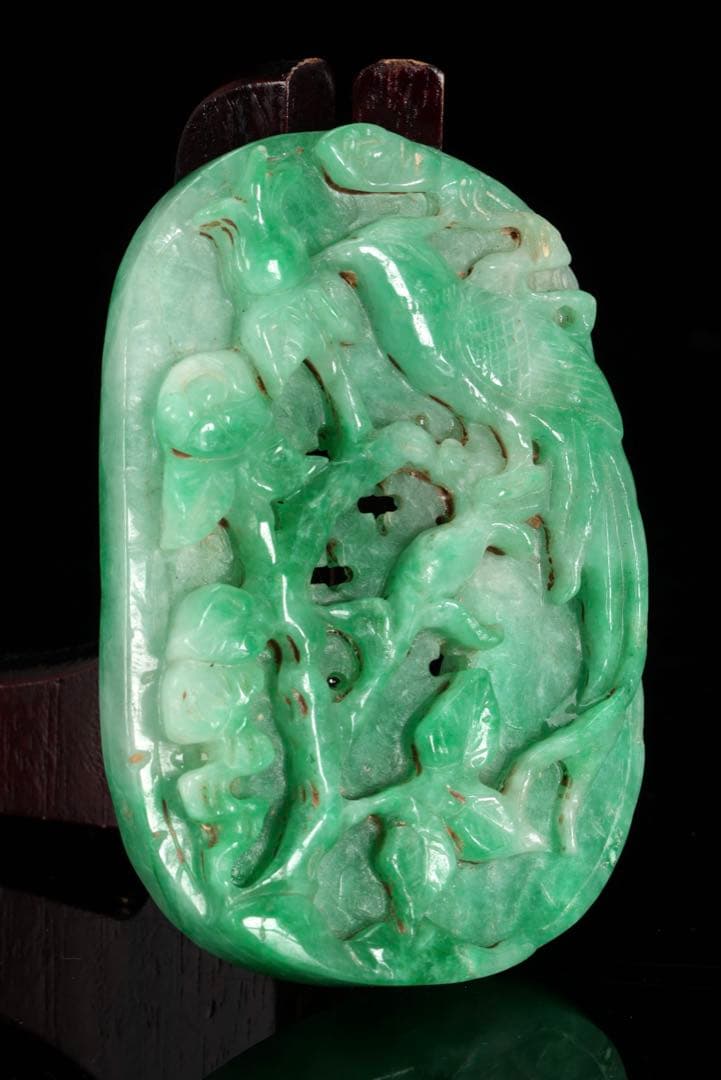 極上翡翠 花鳥文牌 透彫 玉石彫刻 ヒスイ 天然ジェイダイト 木箱付 古美術品